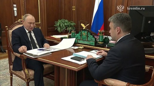 Путин открыл рабочую неделю после майских праздников встречей с главой Ивановской области Воскресенским