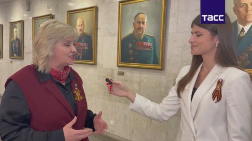Центральный район Волгограда можно переименовать в Сталинградский, но название всего города менять не стоит