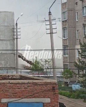 В Тульской области экскаватор вместе с водителем упал с 5 этажа — вы не поверите, но мужчина выжил