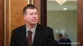 Клишас напомнил, что по конституции РФ каждому гражданину гарантируется пенсия:
