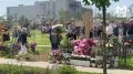 Семья Анастасии Заворотнюк приехала на могилу в день годовщины её смерти
