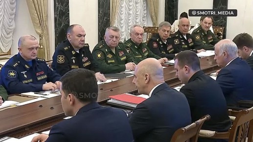 «Особое внимание ядерной триаде»: Владимир Путин проводит совещание по вопросам вооружений