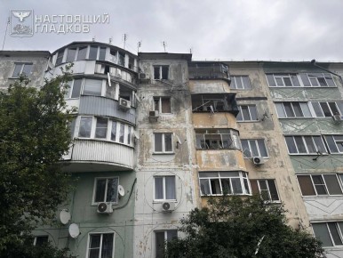 Двухлетний ребенок скончался в больнице после удара дрона ВСУ по многоэтажке в Борисовке Белгородской области, сообщил Гладков