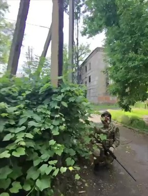В районе Селидово все еще неспокойно — над селом летают украинские дроны