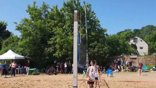В Пскове проходит первенство Псковской области по пляжному волейболу