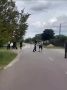 В Ровенской области несколько сотрудников ТЦК и полиции пытались задержать мужчину, но за него вступились местные жители
