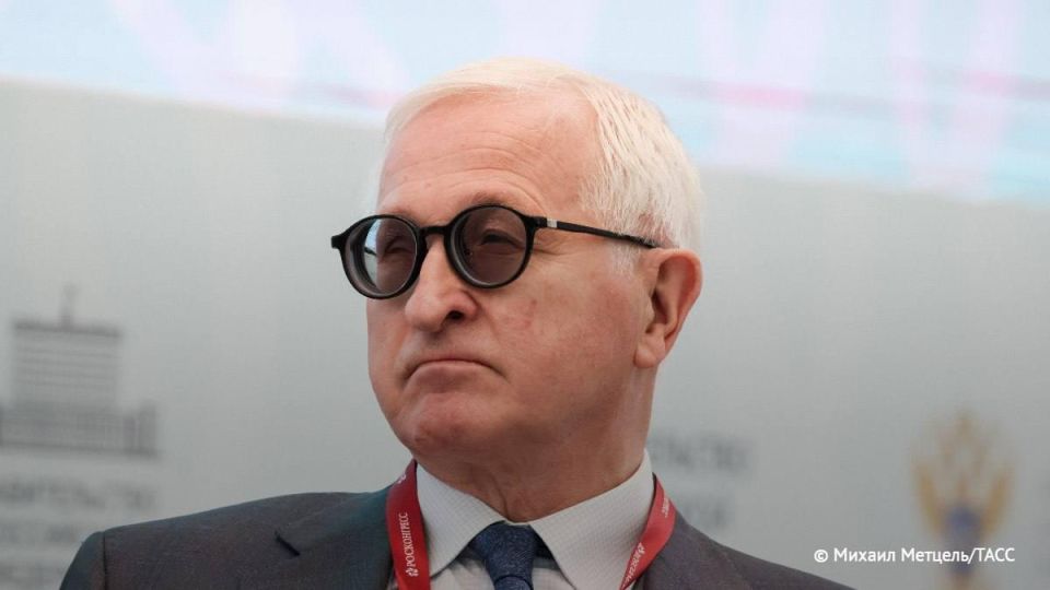 Ключевая ставка может быть снижена к сентябрю до 18%, а к концу текущего года до 13-15%, заявил ТАСС глава РСПП Александр Шохин: