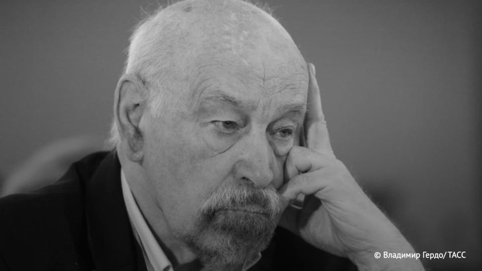   ,          82-   - ,     