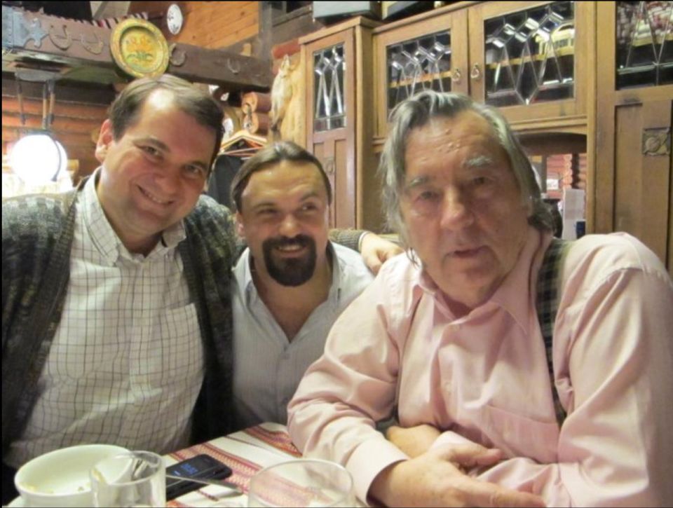  :                        15  , 4  2010 