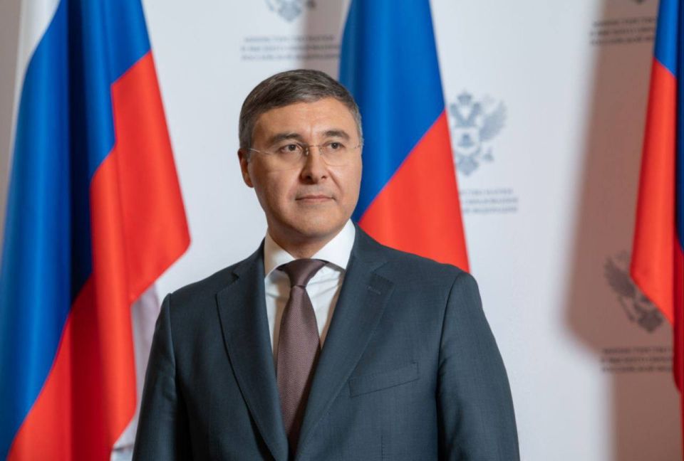 Дорогие друзья!. День народного единства символизирует сплоченность российского общества, напоминает нам об общности нашей исторической судьбы