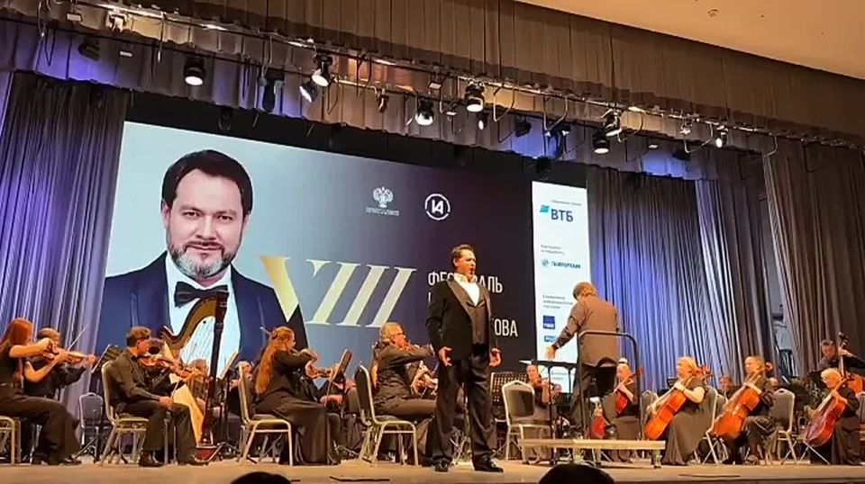 VIII Международный музыкальный фестиваль Ильдара Абдразакова проходит в БКЗ филармонии