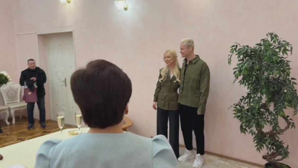 Екатерина Мизулина: В Донецке мы с Ярославом посетили ЗАГС и расписались