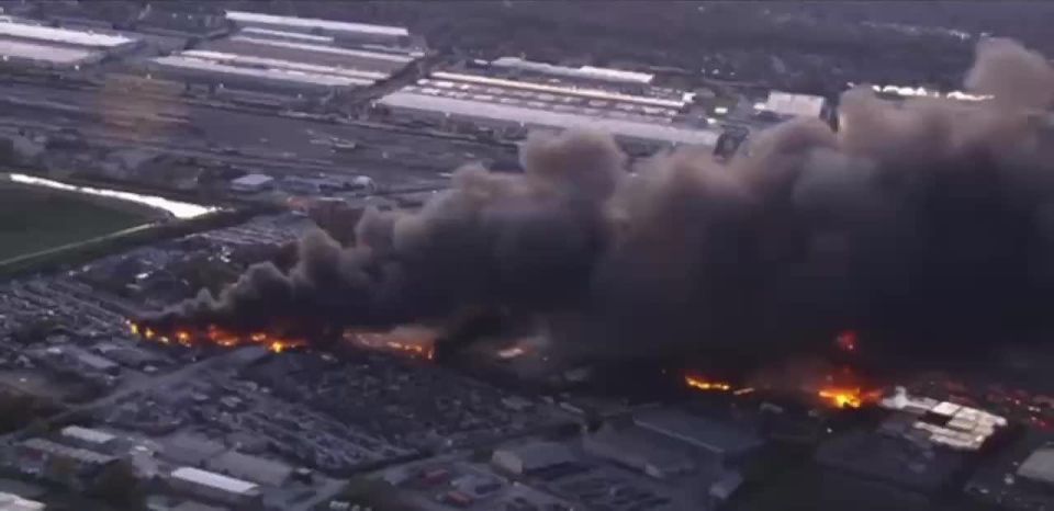  MD-11           ,   CNN