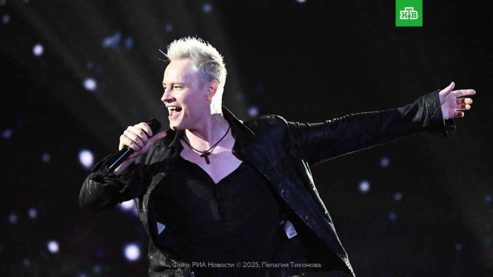 SHAMAN в третий раз подряд стал певцом года