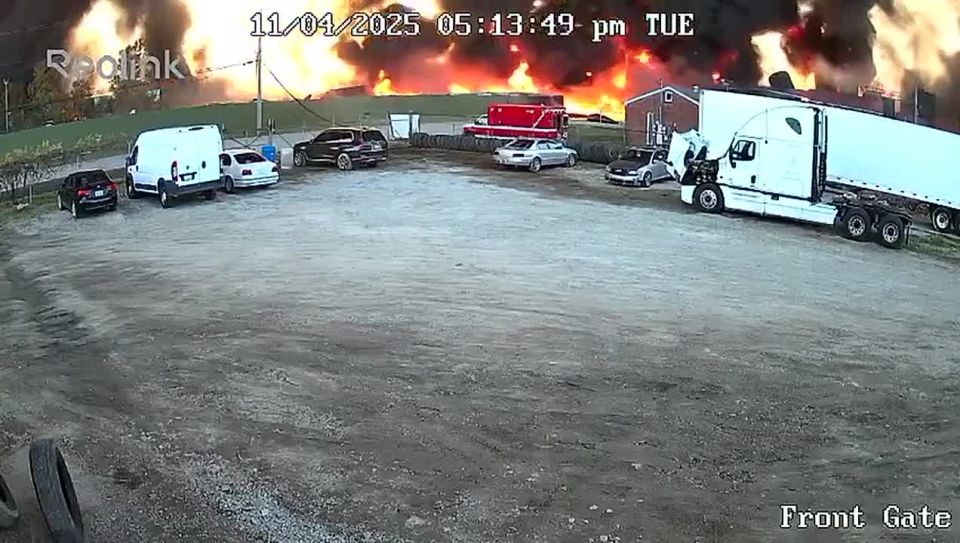 Грузовой самолет компании UPS разбился при взлете в аэропорту Луисвилля, Кентукки