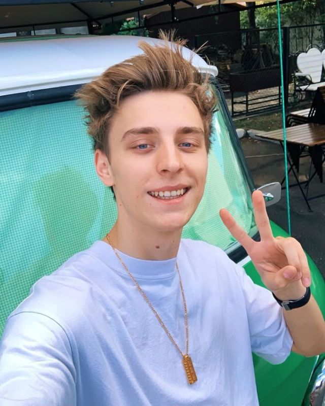 Против компаний детского блогера Влада А4 подали иски почти на 386 тыс — одна из фирм за 2024 год заработала 5 млн чистой прибыли