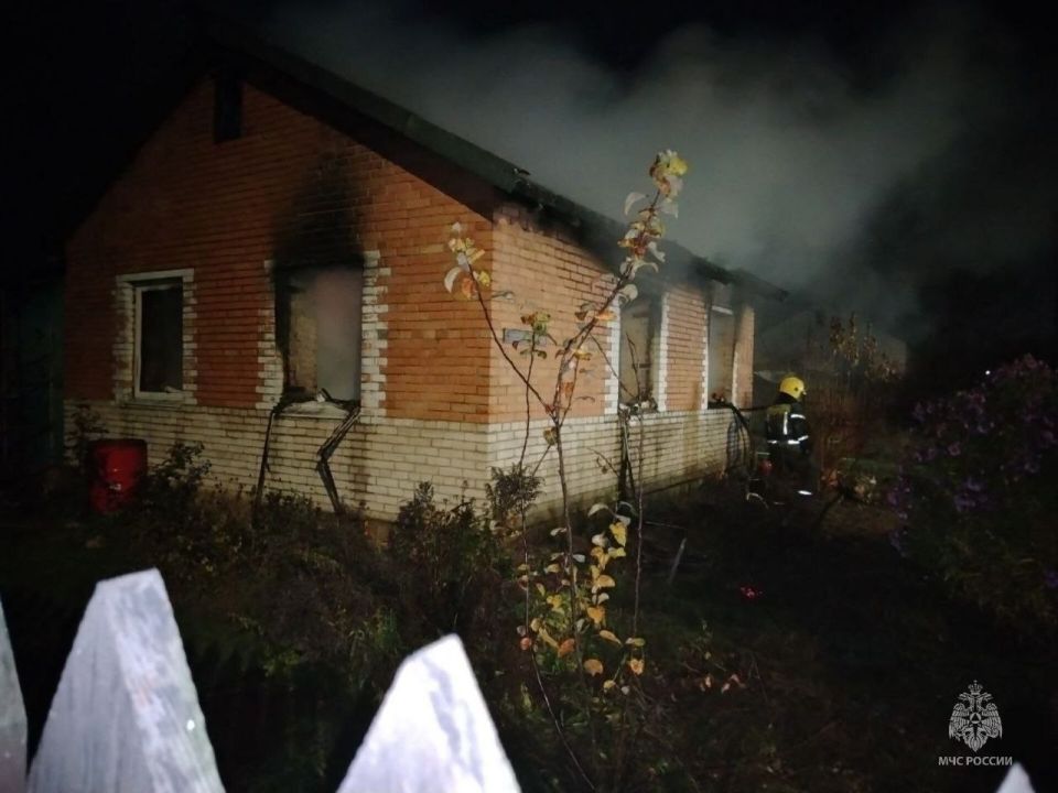 #ОперативноЗаСутки. За минувшие сутки пожарные подразделения Псковской области реагировали на два техногенных пожара