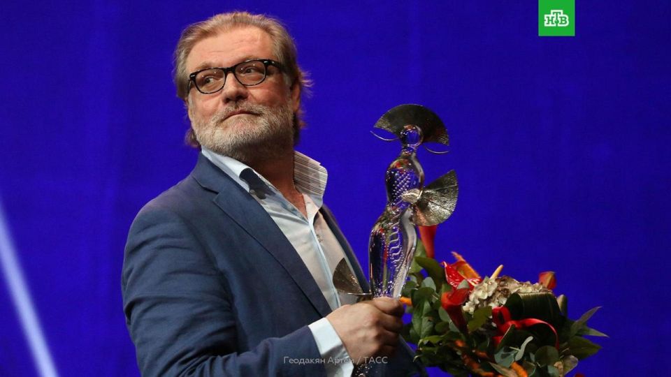 В возрасте 68 лет скончался народный артист России Владимир Симонов