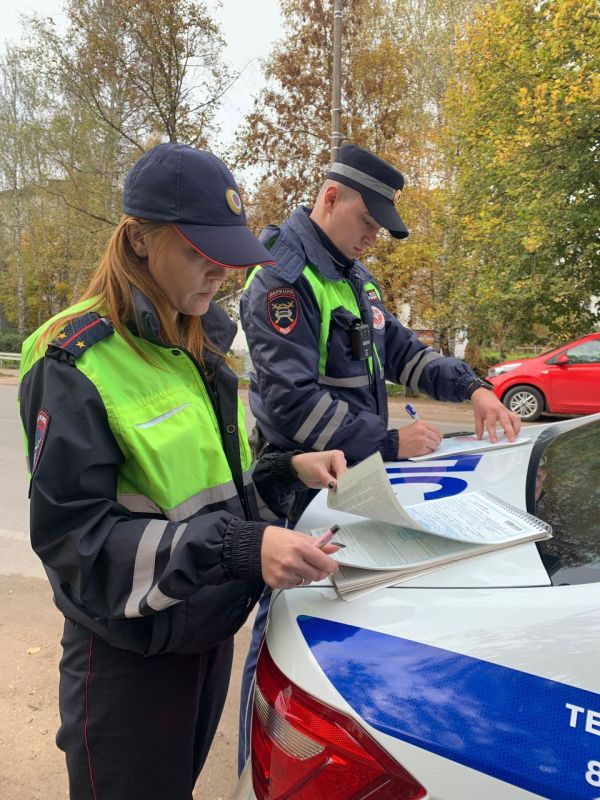 Сотрудники отделения Госавтоинспекции МО МВД России «Опочецкий» провели целенаправленные профилактические мероприятия по обеспечению безопасности детей на дорогах