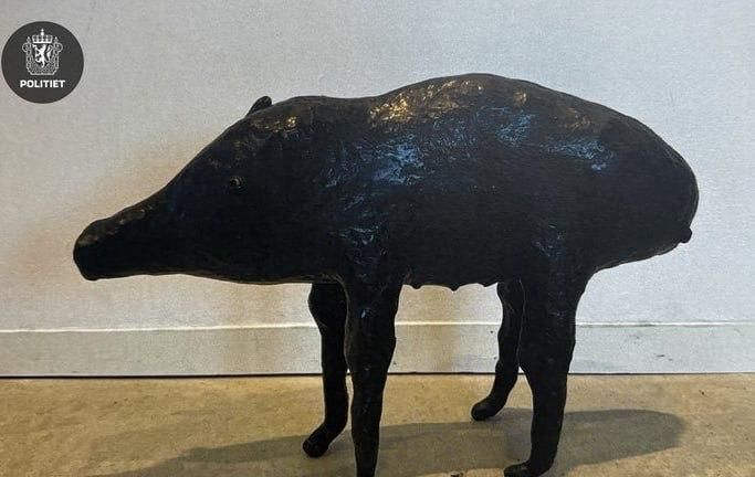 Из галереи в норвежском Ставангере стащили скульптуру за 150 тысяч крон (1,2 млн рублей)