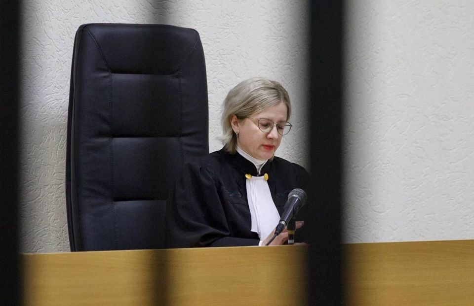 Суд идёт, и в нём заседают школьники!