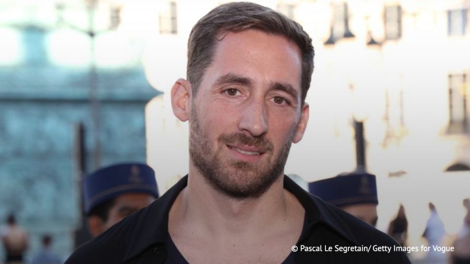  ,   Atlein          Balmain