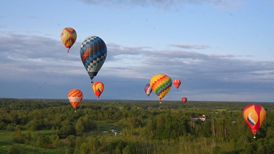 В это воскресенье, 16 ноября, в Великих Луках впервые отметят День воздухоплавателя