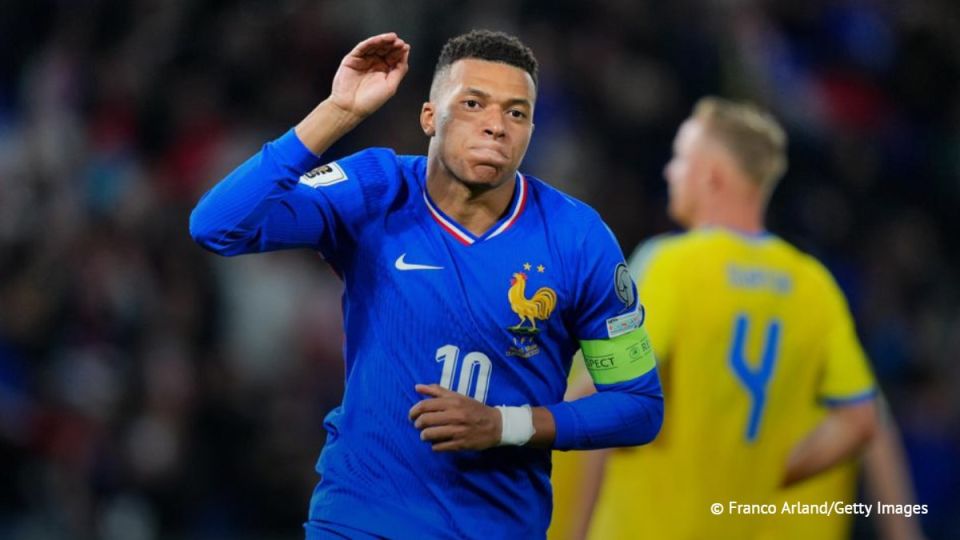 Сборная Франции со счетом 4:0 обыграла команду Украины в отборочном турнире на чемпионат мира по футболу 2026 года