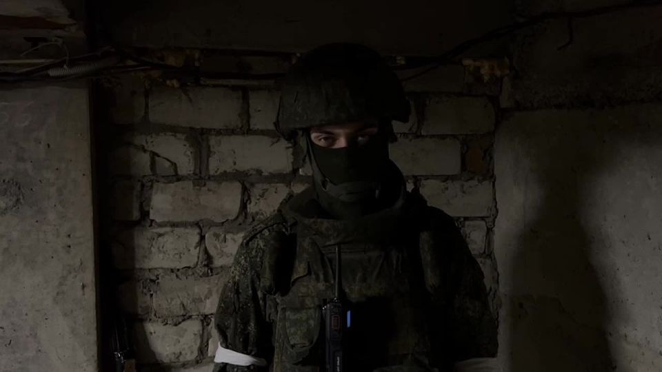  : .            121-  ,   &quot;&quot;