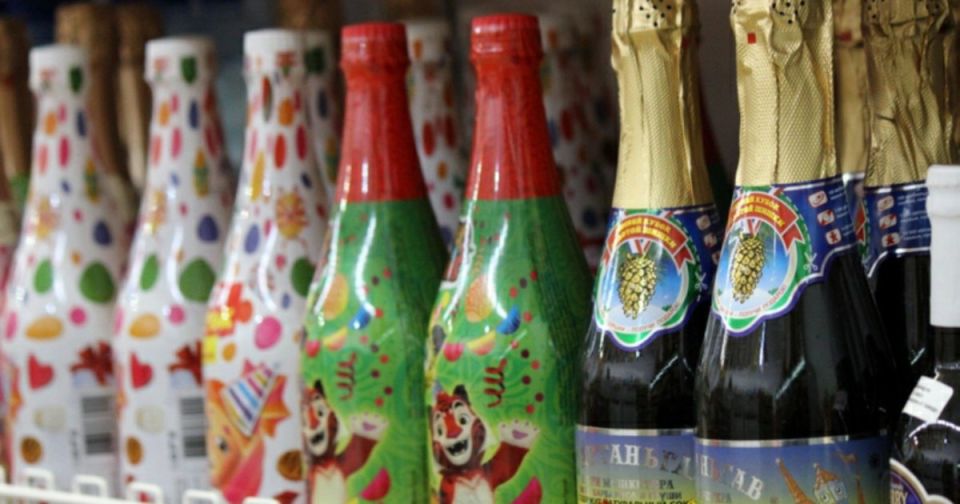 Госдума хочет запретить детям напитки, маскирующиеся под алкоголь