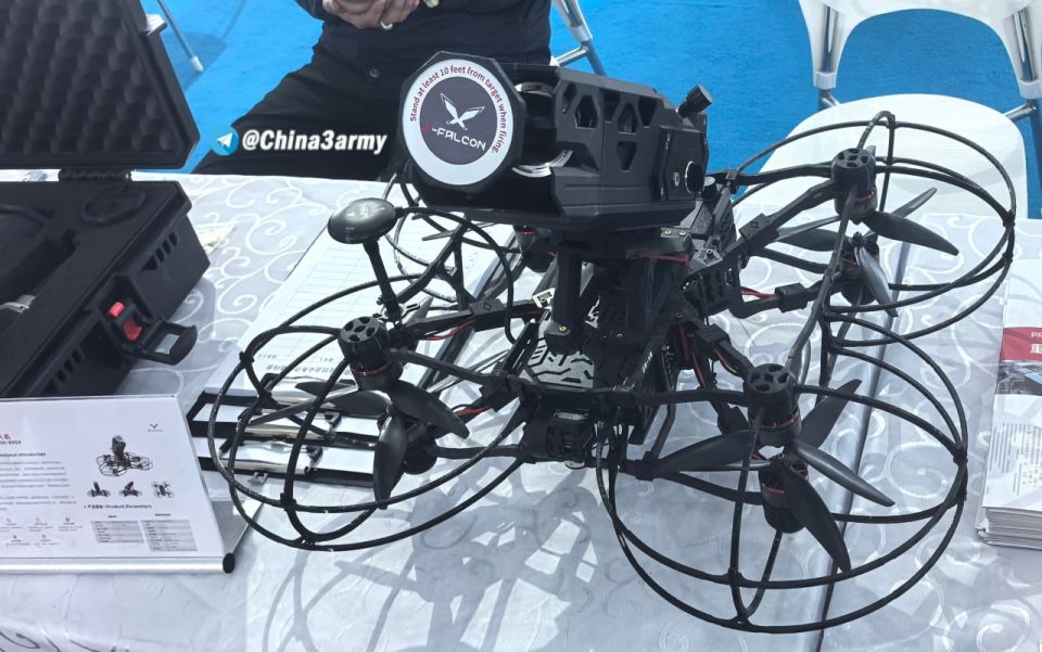 Дрон-сеткомет. Китай представил очередную свою разработку — дрон «Тяжёлый Сокол» 156EFNS92-MSE-B05A