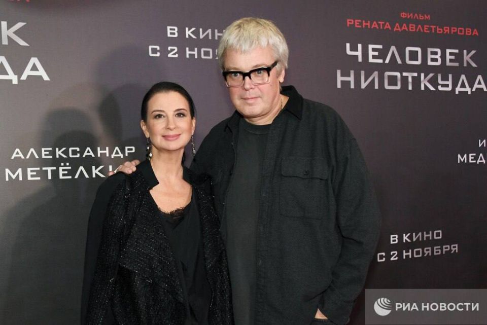 Артём Шейнин: Владимир Путин присвоил звание заслуженных артистов России Екатерине и Александру Стриженовым