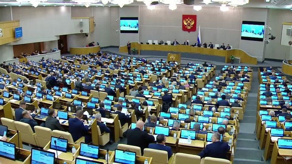 Вячеслав Володин: БОЛЬШАЯ СЕМЬЯ, БОЛЬШАЯ СТРАНА, СИЛЬНАЯ РОССИЯ