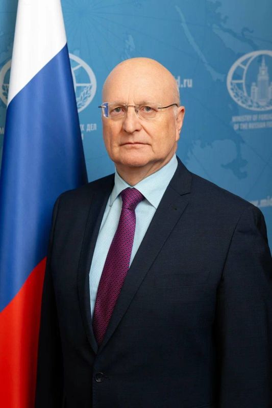 #НовыеНазначения. Указом Президента Российской Федерации от 14 октября 2025 года № 727 Грозов Андрей Юрьевич назначен Чрезвычайным и Полномочным Послом Российской Федерации в Австрийской Республике