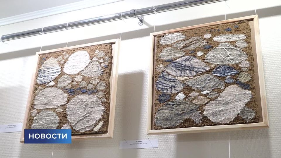 Под светлым куполом небес: персональная выставка произведений педагога, члена союза художников России Ларисы Гордеевой открылась в детской художественной школе Пскова