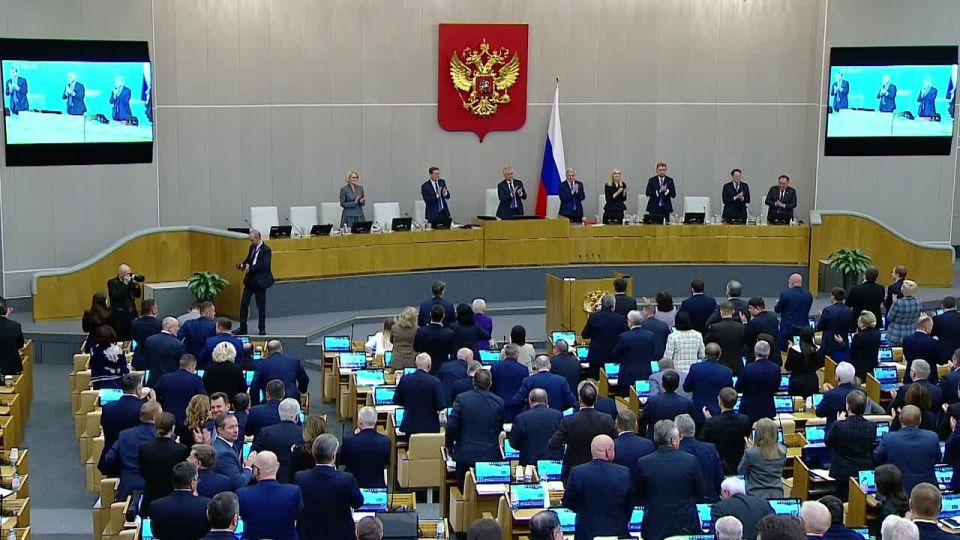 Вячеслав Володин: Ракетные войска и артиллерия — щит нашей страны