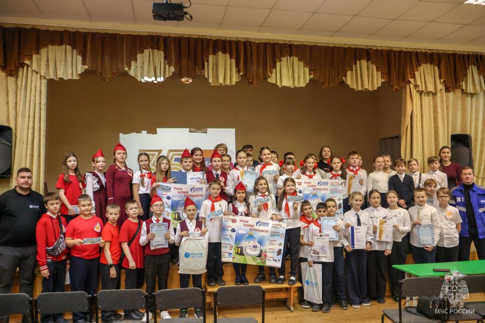 Среди школ города Пскова выявлены финалисты XXII областного конкурса #ЯиПожарнаябезопасность