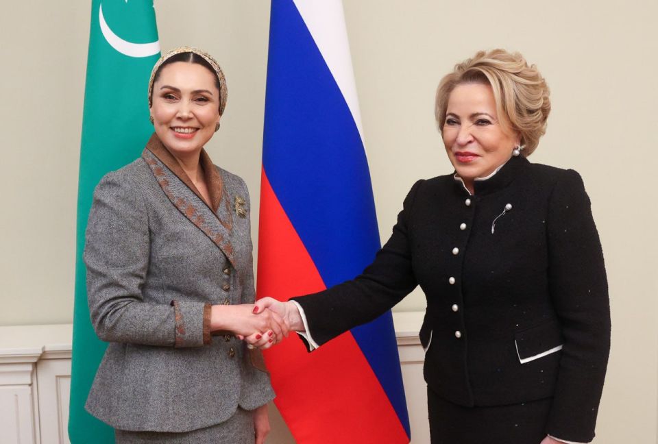 Моменты второго дня IV Международного форума «Содружество моды» в нашем фотообъективе!