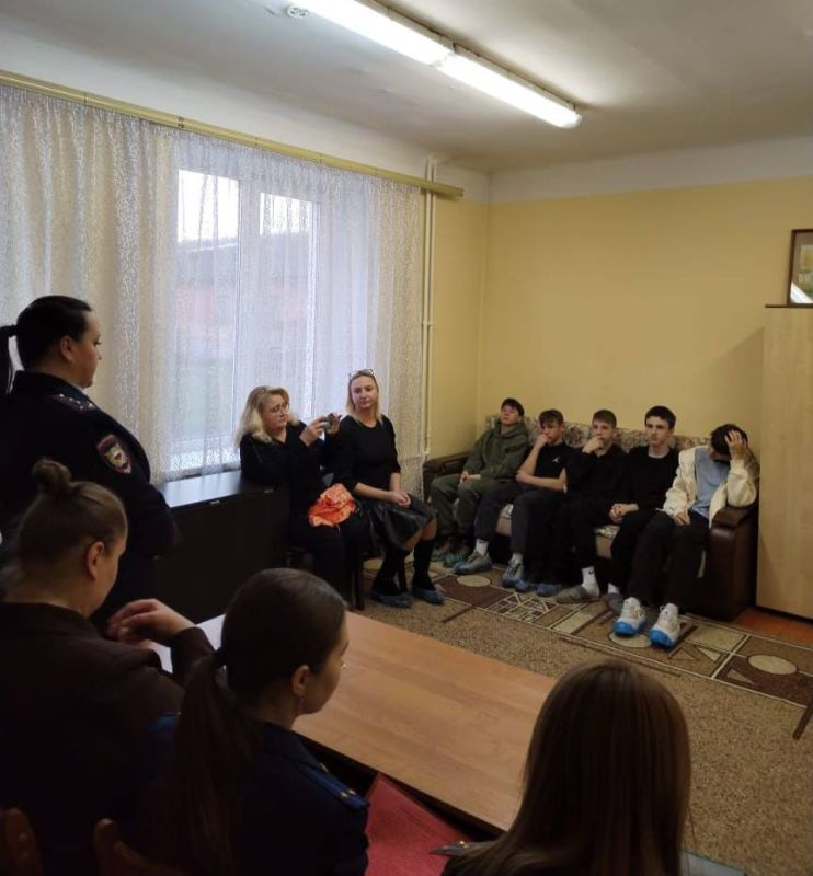 На прошедшей неделе стены школ на время превратились в аудитории правовой грамотности На прошедшей неделе стены школ на время превратились в аудитории правовой грамотности