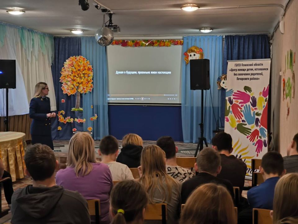 На прошедшей неделе стены школ на время превратились в аудитории правовой грамотности На прошедшей неделе стены школ на время превратились в аудитории правовой грамотности