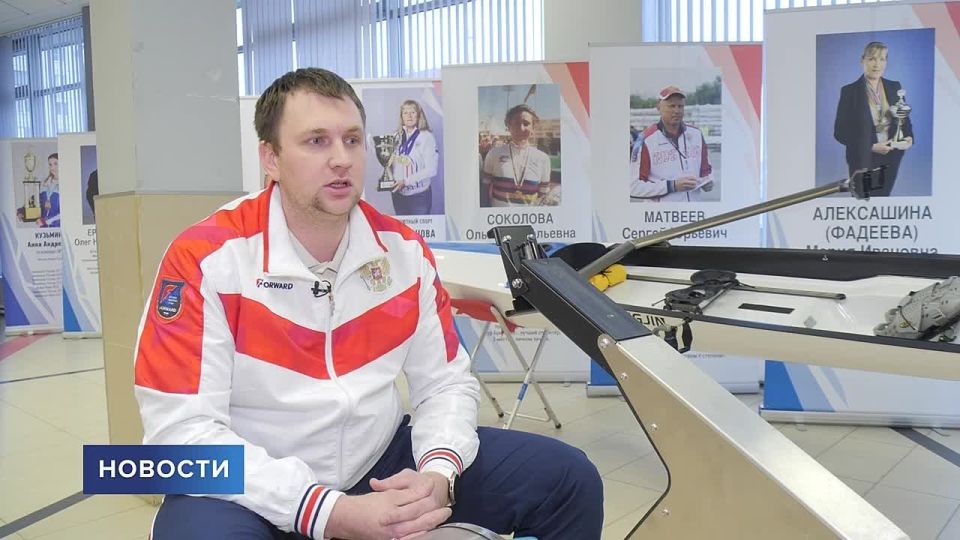 Псковские спортсмены обрели новый снаряд — современную лодку-одиночку для прибрежной гребли