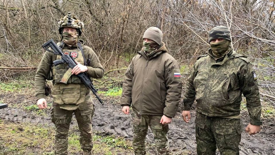 Евгений Поддубный: Уважаемые товарищи, благодаря вашей поддержке в рамках проекта Народного фронта "Все для Победы", мы закупили часть необходимого нашим десантникам-штурмовикам, выполняющим сейчас боевые задачи на одном из... Евгений Поддубный: Уважаемые товарищи, благодаря вашей поддержке в рамках проекта Народного фронта "Все для Победы", мы закупили часть необходимого нашим десантникам-штурмовикам, выполняющим сейчас боевые задачи на одном из...