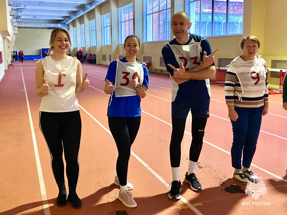 Будь готов к труду и обороне! Будь готов к труду и обороне!