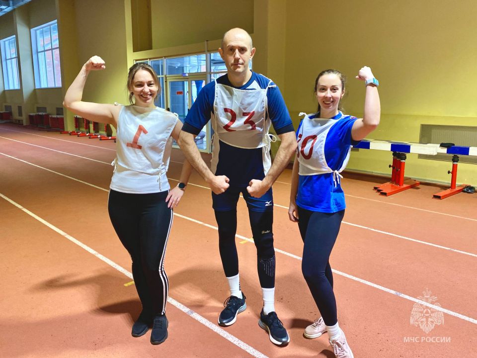 Будь готов к труду и обороне! Будь готов к труду и обороне!