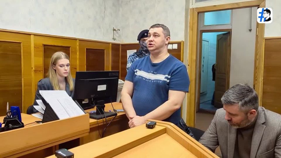 Дяде редактора URA.RU утвердили сделку, ради которой он дал показания против своего племянника — Андрей Карпов получил 4 года условно