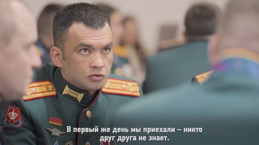 «Маленькая семья, огромный опыт»: Герой России Николай Соболев о программе «Время героев»