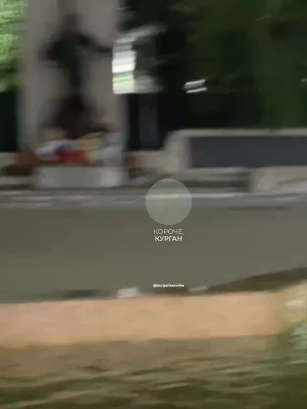 Миллионный штраф за танец на мемориале