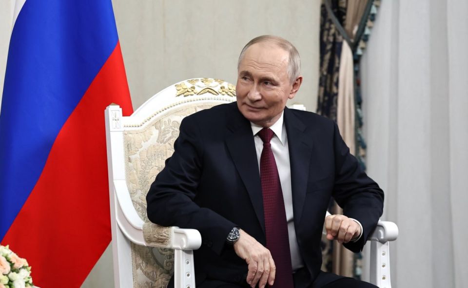 Встреча Президента России В.В.Путина с Президентом Белоруссии А.Г.Лукашенко (Бишкек, 26 ноября 2025 года) Встреча Президента России В.В.Путина с Президентом Белоруссии А.Г.Лукашенко (Бишкек, 26 ноября 2025 года)