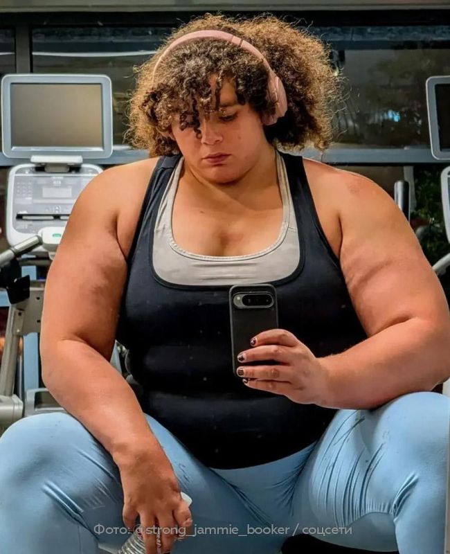 Анекдот: «самая сильная женщина в мире» Джейми Букер, получившая этот титул пару дней назад на турнире Strongman Games в Техасе, оказалась мужчиной