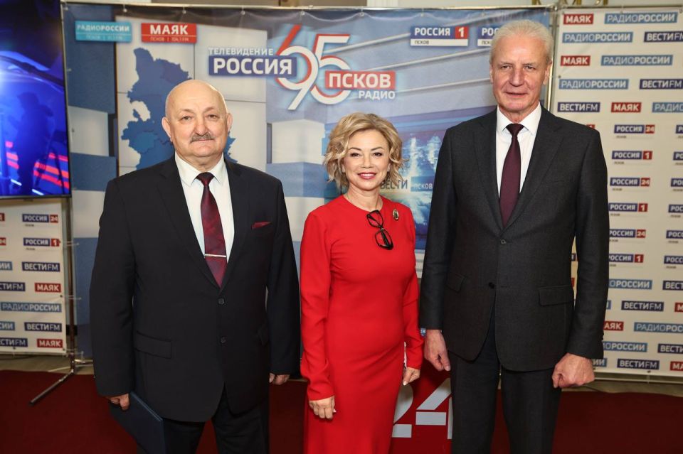 ГТРК «Псков» отпраздновала две годовщины торжественным мероприятием
